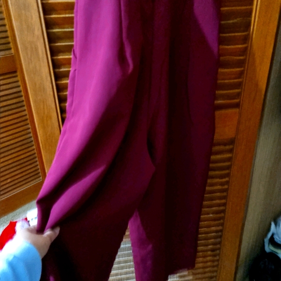 Jumpsuit - Picture 5 of 7